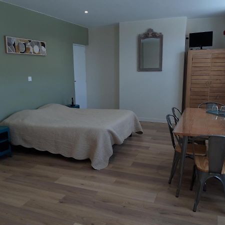 La Cense Hebron Bed & Breakfast Ardres Bagian luar foto
