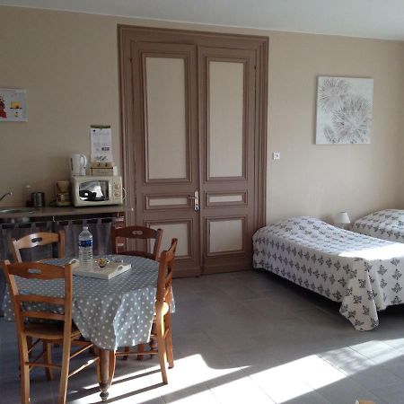 La Cense Hebron Bed & Breakfast Ardres Bagian luar foto